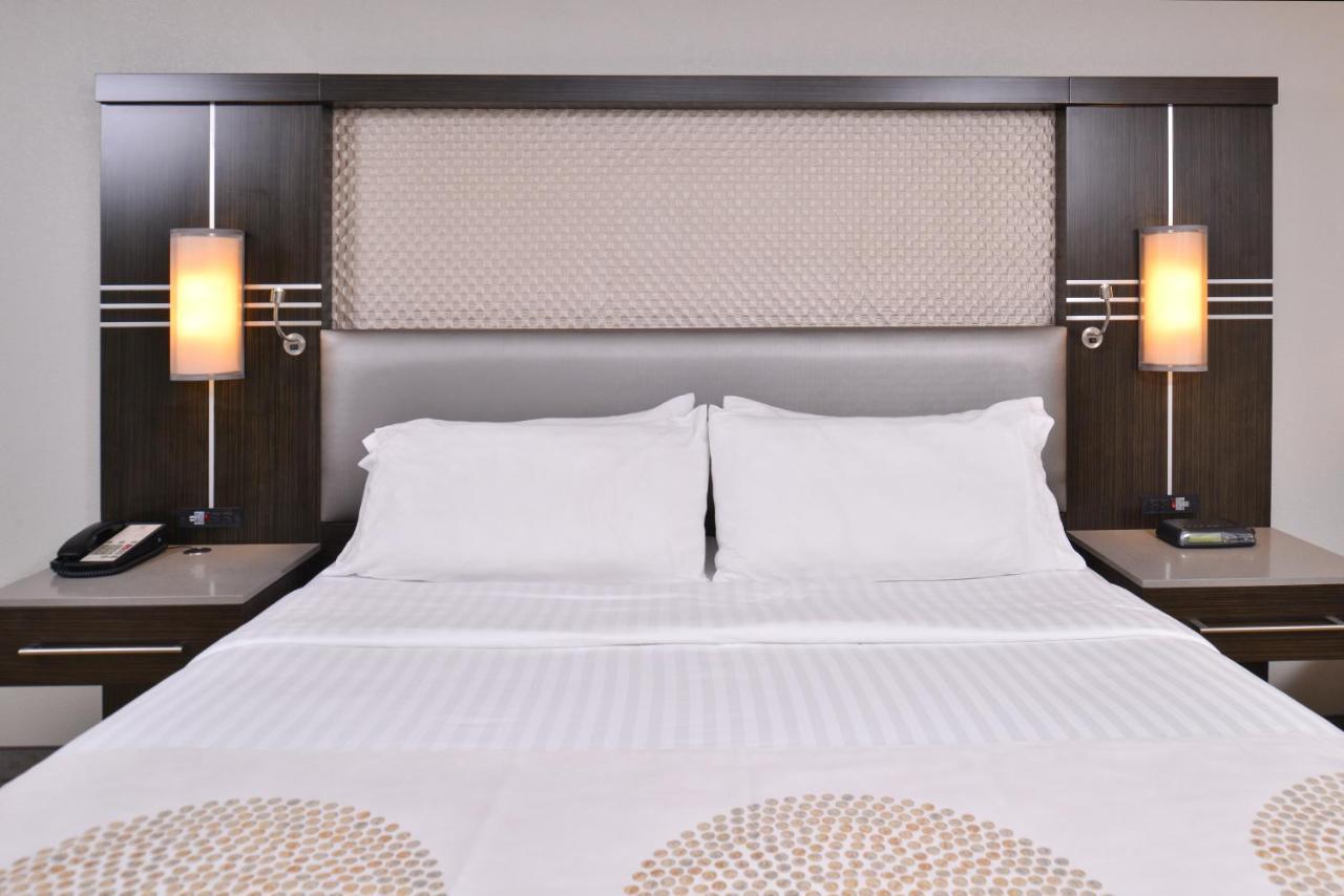 Holiday Inn Dallas-Richardson By Ihg Esterno foto