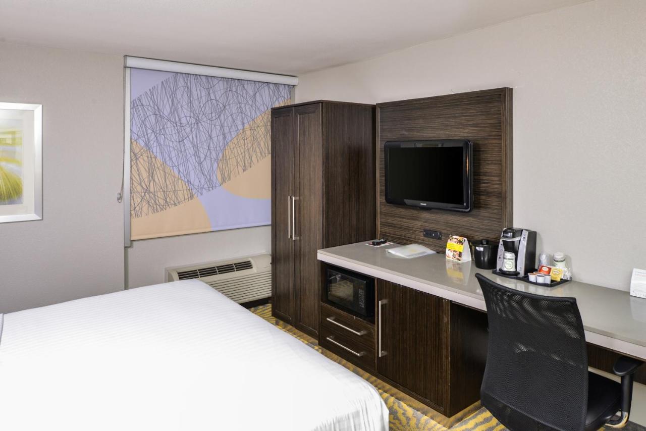 Holiday Inn Dallas-Richardson By Ihg Esterno foto